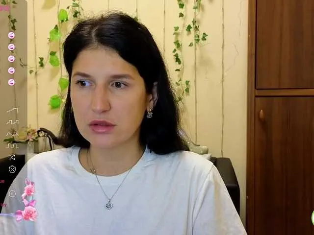 AliannaSoloKisses Image 15