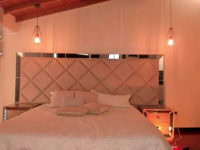 CarolineGrace Image 9