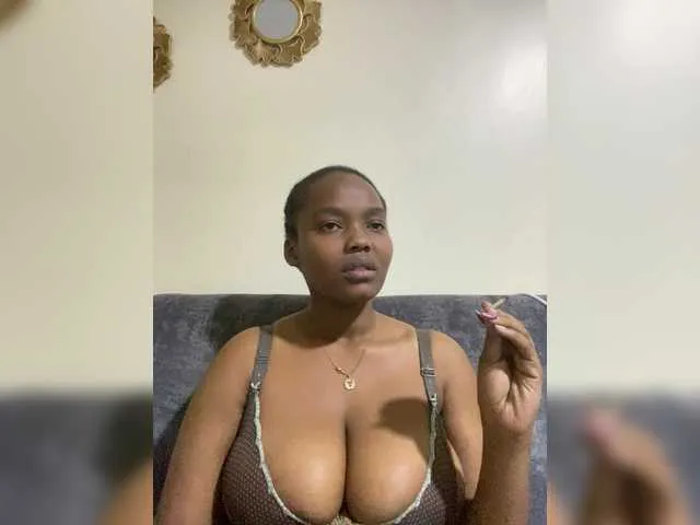 Curvy-maxy9 Image 11