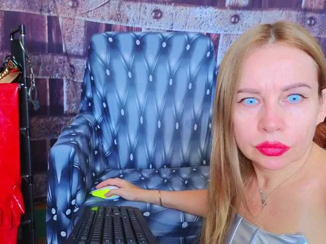 deluxekinky Image 11