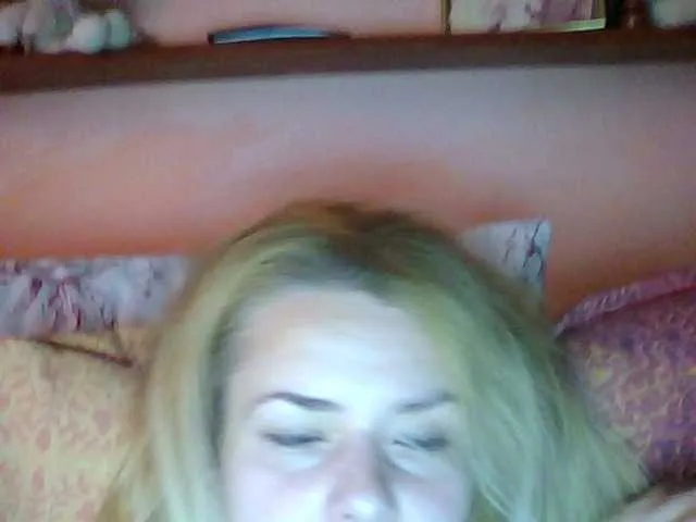 HollyLaPretty's Thumb Image