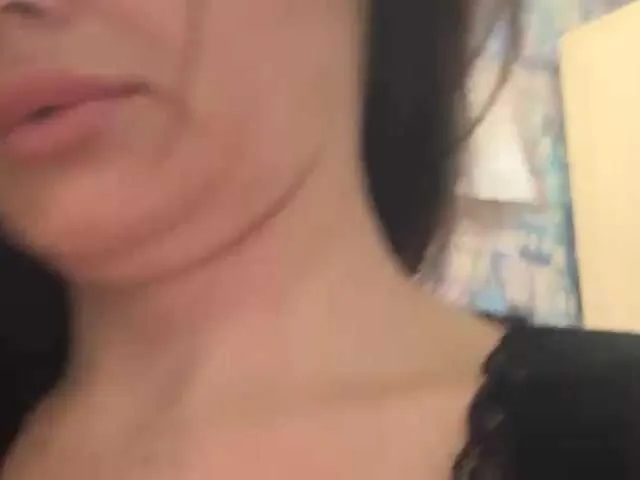 KikiMilf84's Thumb Image