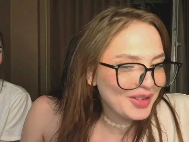 LisaAndDenis Image 19