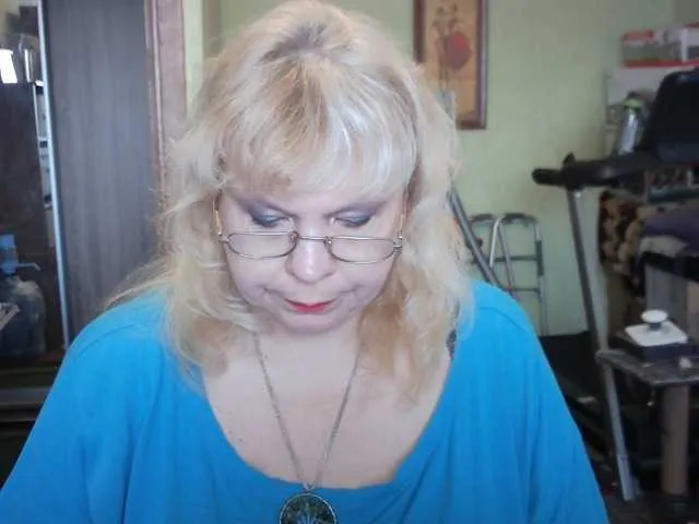 LOLA88888's Thumb Image