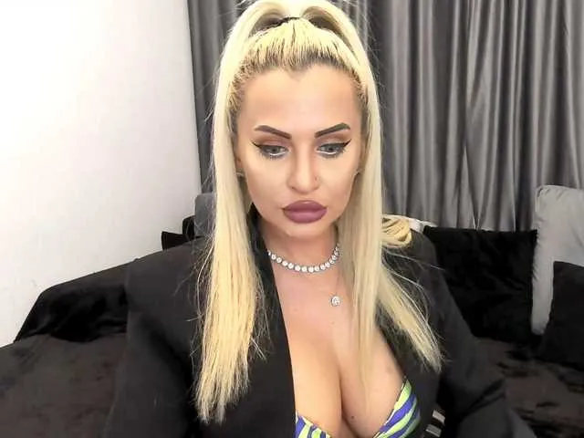 lovelyblondyx Image 10