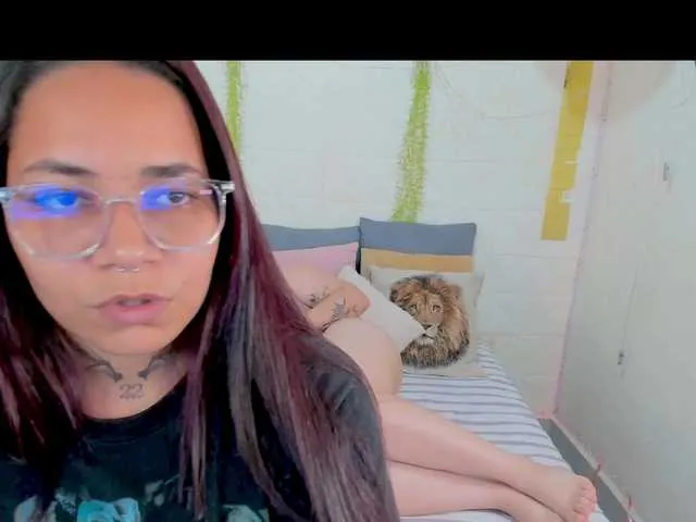 MABELANDDANNY webcam stream