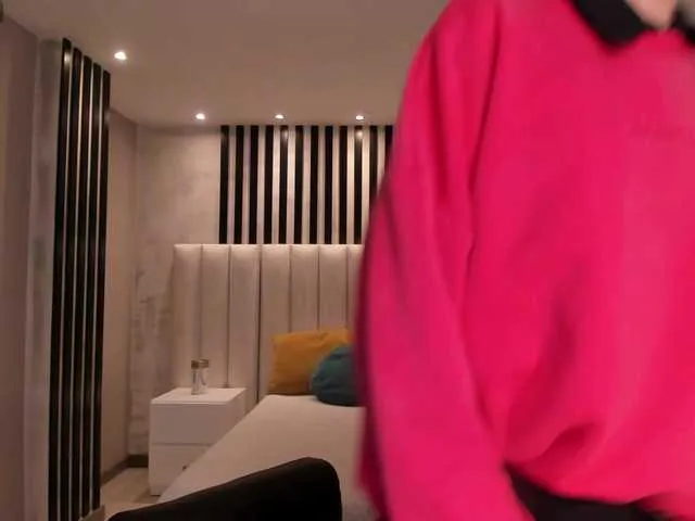 NiaSalvatore Image 14