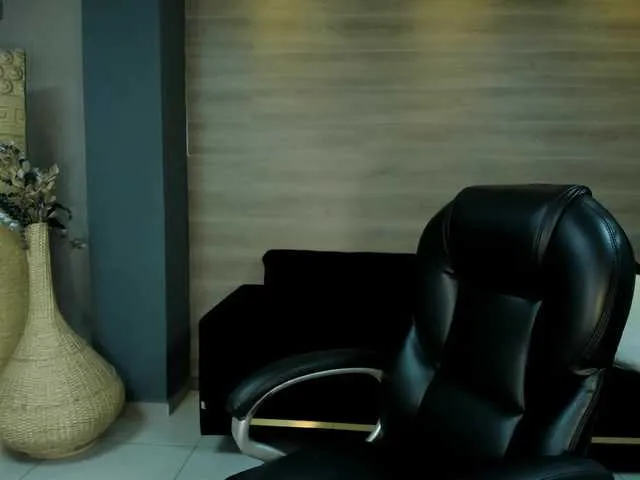 NiaSalvatore Image 16