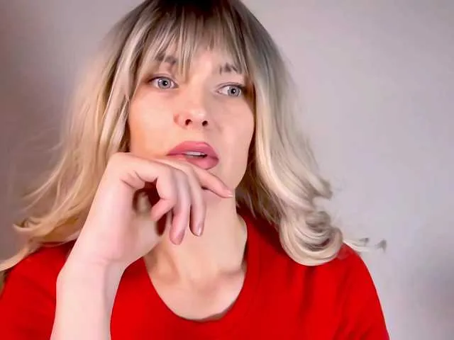 PaulaKiss webcam stream