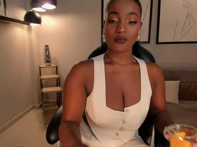 SavannahStorm Image 10