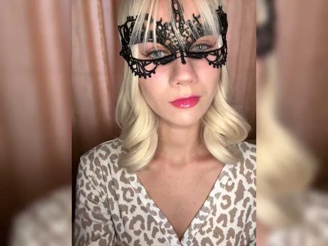 U-Moni's Thumb Image