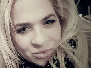 BustyDDBrooke webcam stream