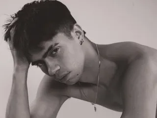 Cody_pipper webcam stream