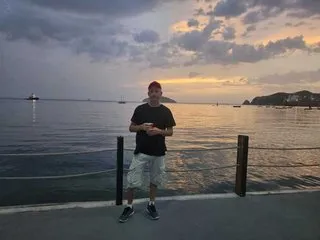 graceanstrom webcam stream