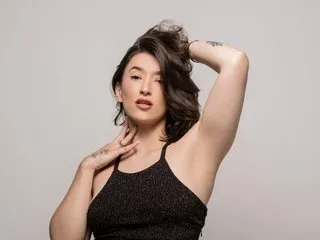 Katt_Henao's Thumb Image