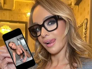 VIRGINIECAPRICE's Thumb Image